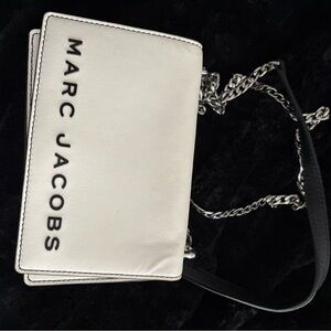 Marc Jacobs Ivory Crossbody with Silver Chain